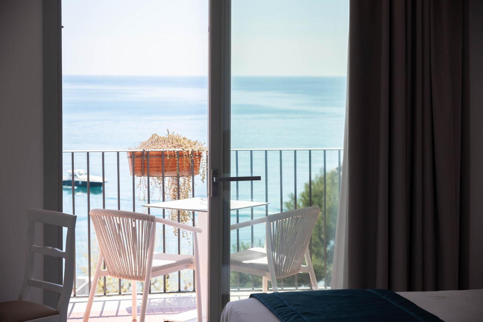 Hotel San Francesco Майори Экстерьер фото